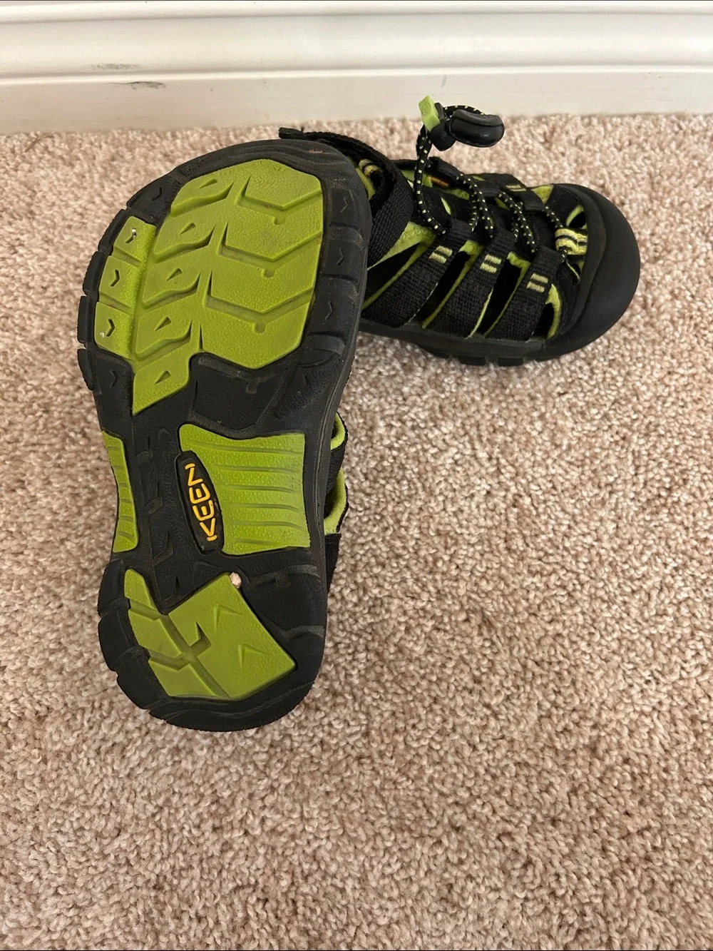 Keen Newport H2 Youth Sandals - Black/Lime Green